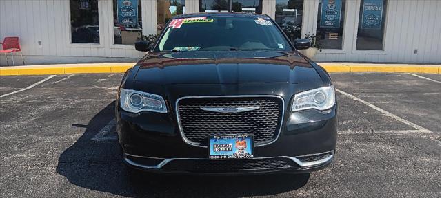 2019 chrysler 300 touring