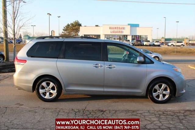 2012 toyota sienna le