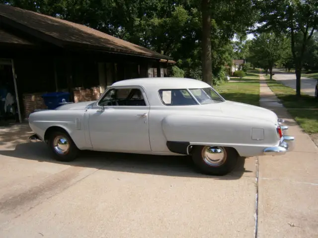 1950 studebaker commander starlight