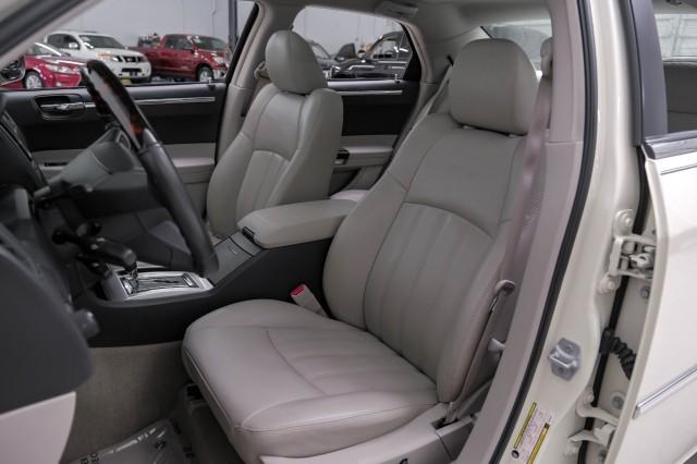 2007 chrysler 300c base