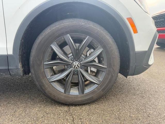 2024 volkswagen tiguan 2.0t se