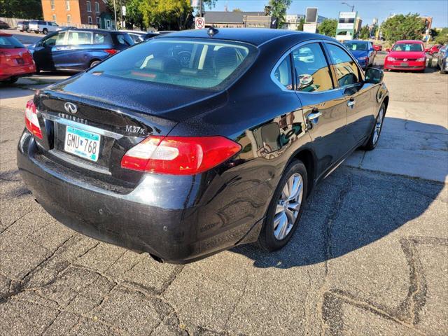 2013 infiniti m37x base