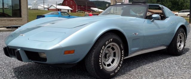1977 corvette sting ray very rare l82 4-speed only 65k miles survivor vette,c3