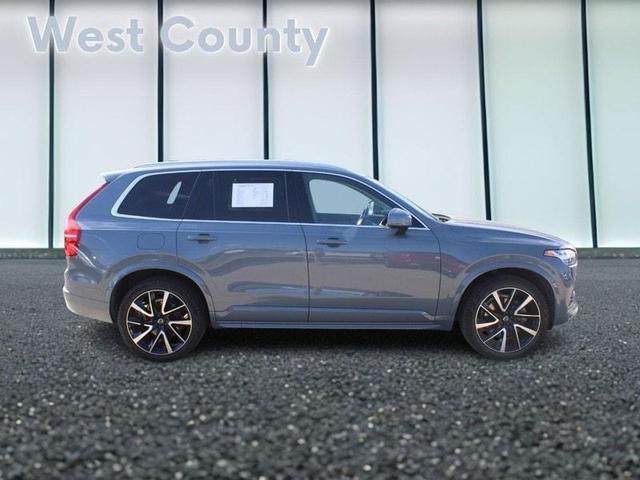 2022 volvo xc90 t6 momentum 7 passenger