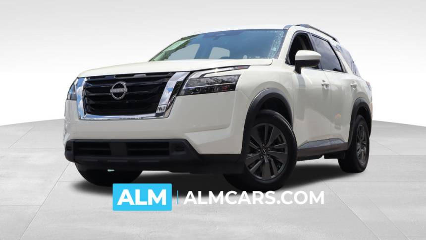 2022 nissan pathfinder sv