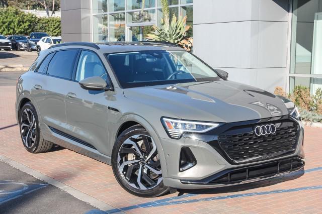 2024 audi q8 e-tron premium plus