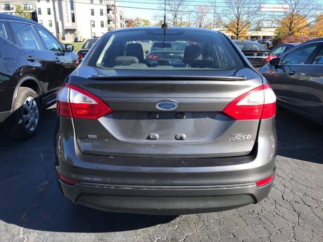 2016 ford fiesta se 4dr sedan