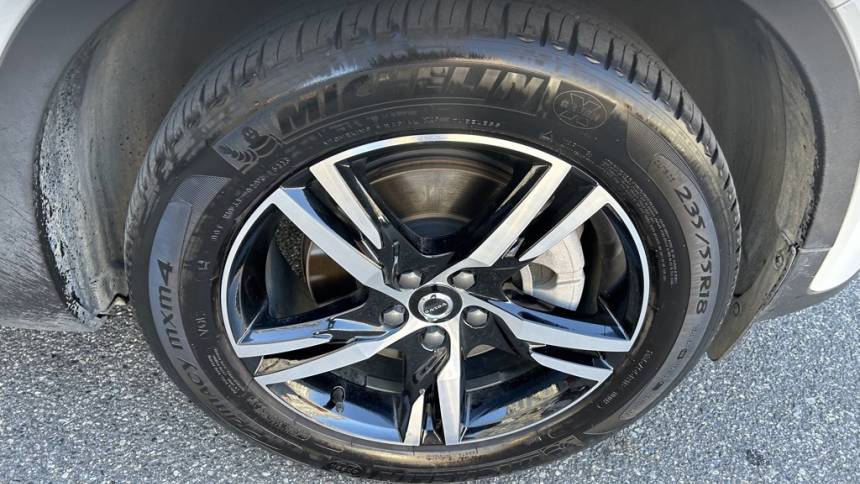 2024 volvo xc40