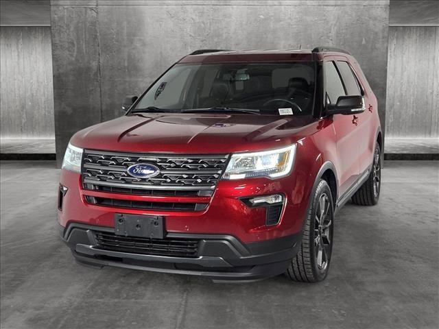 2018 ford explorer xlt
