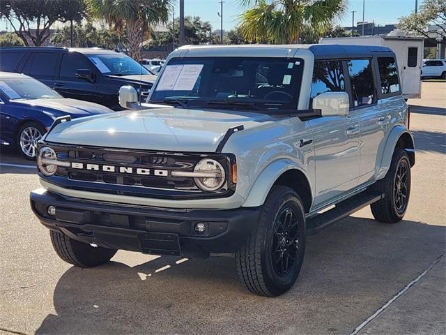 2023 ford bronco base