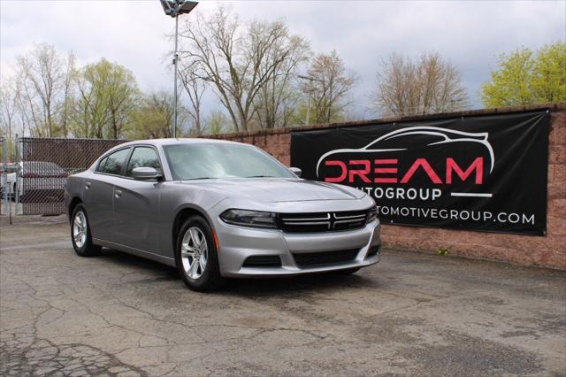 2016 dodge charger se