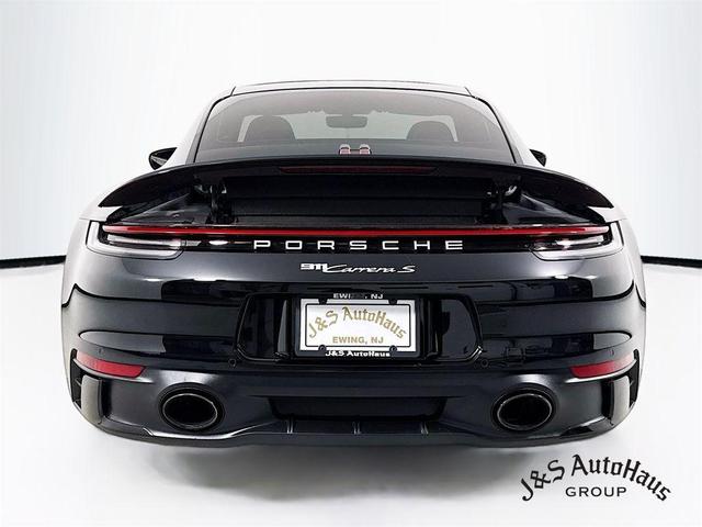 2021 porsche 911 carrera s