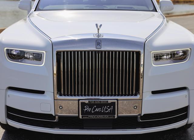 2018 rolls-royce phantom sedan 4d