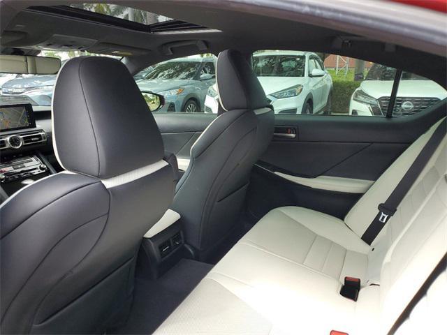 2021 lexus is 350 base