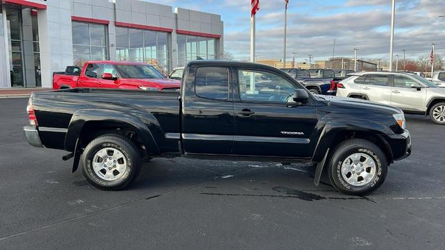 2015 toyota tacoma base