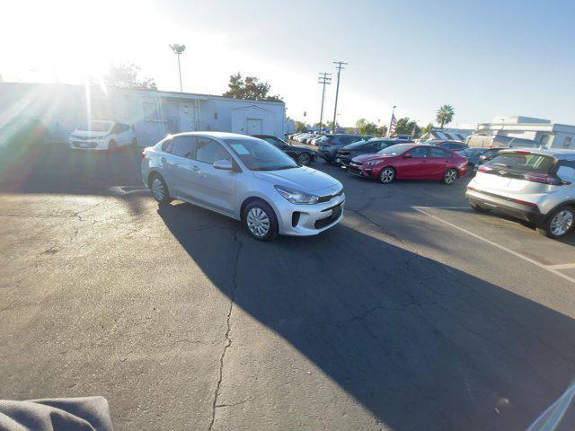 2020 kia rio lx
