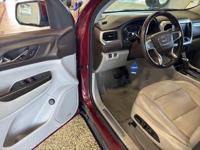 2017 gmc acadia slt-1