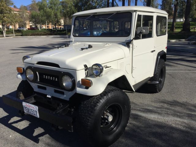 1973 toyota fj40 landcruiser