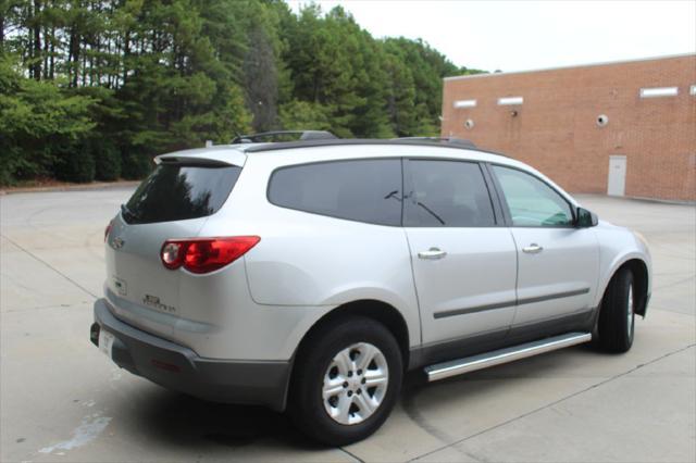 2012 chevrolet traverse ls