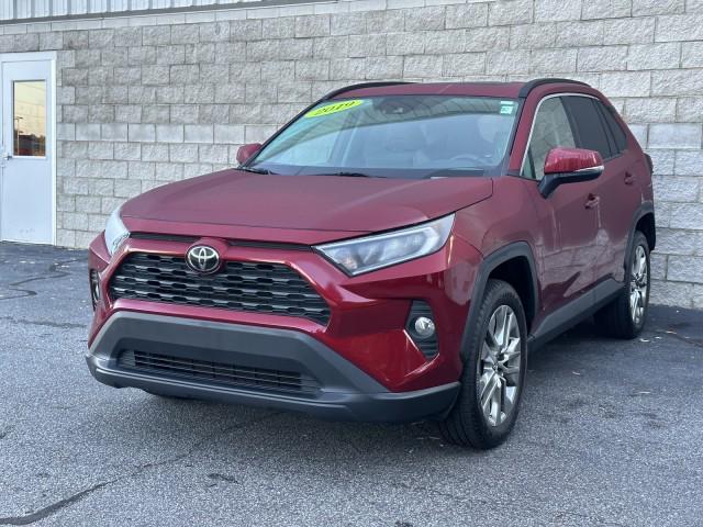 2019 toyota rav4 xle