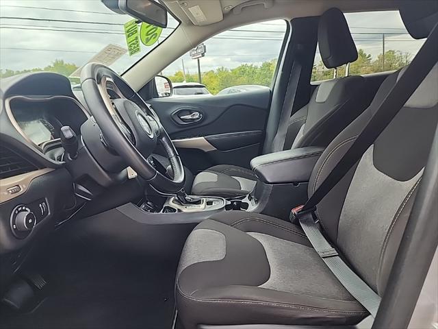 2018 jeep cherokee latitude