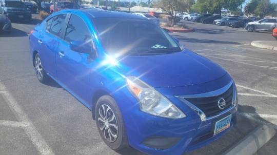 2015 nissan versa