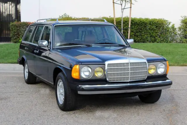 california original, 1983 mercedes benz, 300 td station wagon, ***no reserve***