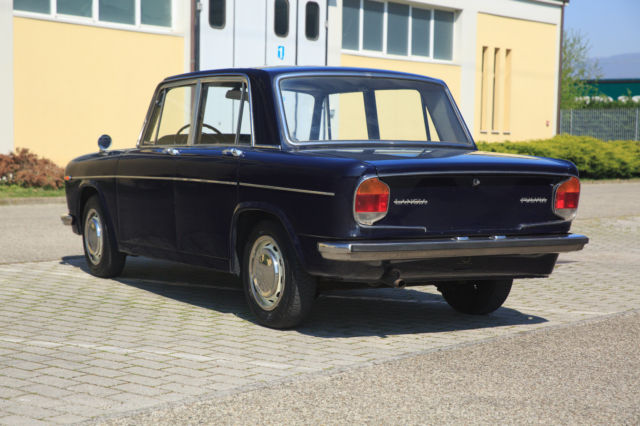lancia fulvia sedan bleu lancia with brown interior - two owners