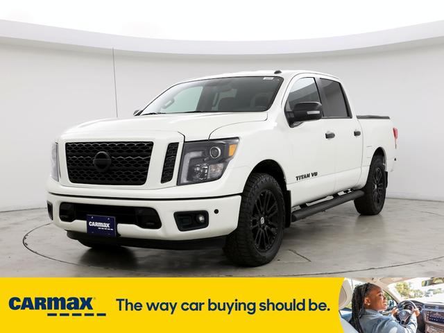 2019 nissan titan sv