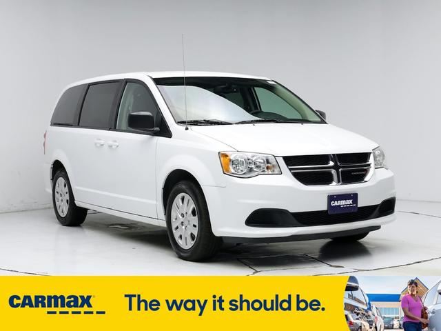 2018 dodge grand caravan se