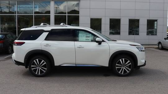 new 2024 nissan pathfinder platinum 4wd