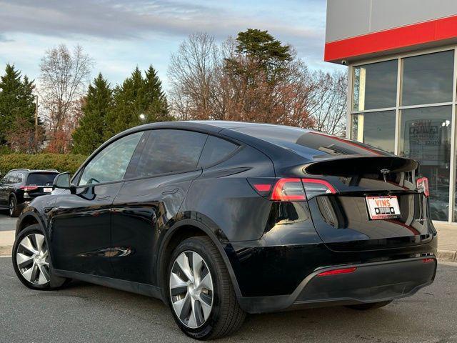 2023 tesla model y long range
