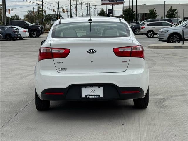 2013 kia rio lx