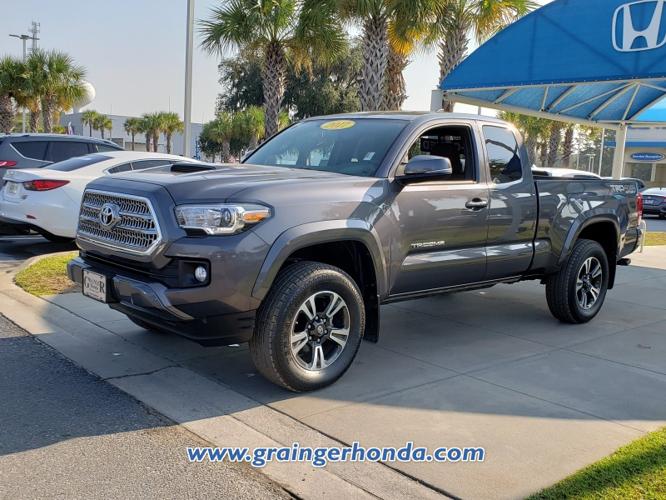 used 2017 toyota tacoma w/ sr5 package garden city, ga 31408 for sale in savannah, georgia