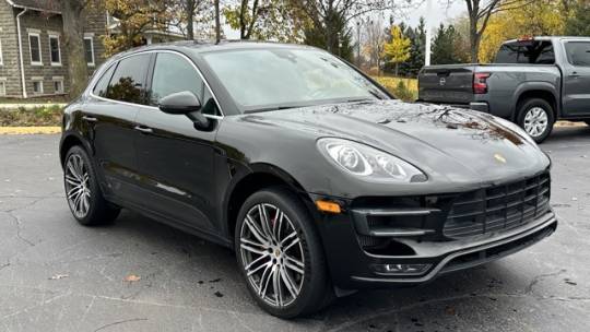 2016 Porsche Macan