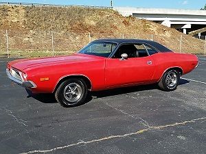 1973 dodge challenger 56722 miles red/black