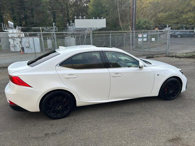2017 lexus is 300 base