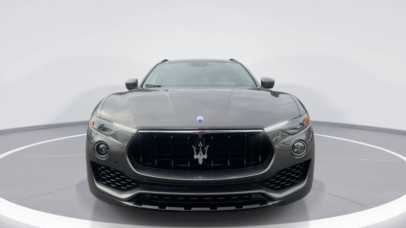 2017 maserati levante base