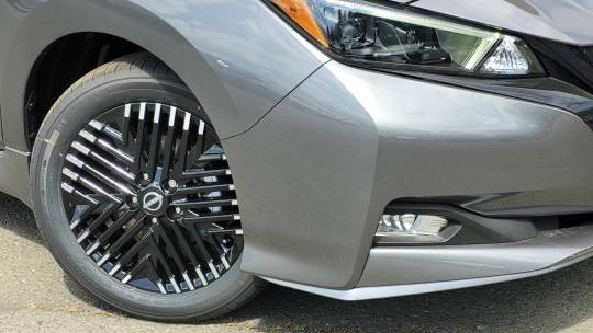 2024 Nissan Leaf