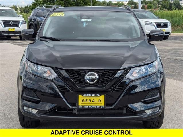 2022 nissan rogue sport sv