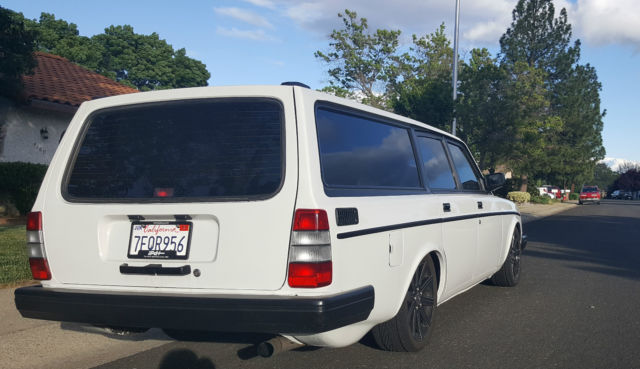 highly modified 1975 volvo turbo wagon