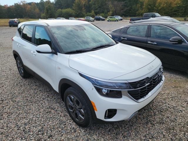 2024 kia seltos lx