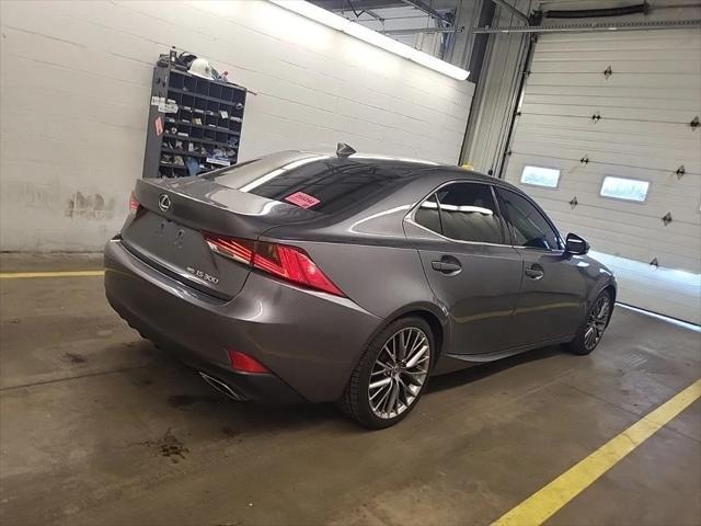 2018 lexus is 300 base