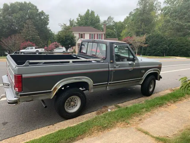 1986 ford f150 heavy up 4x4. last of the bull nose. no reserve