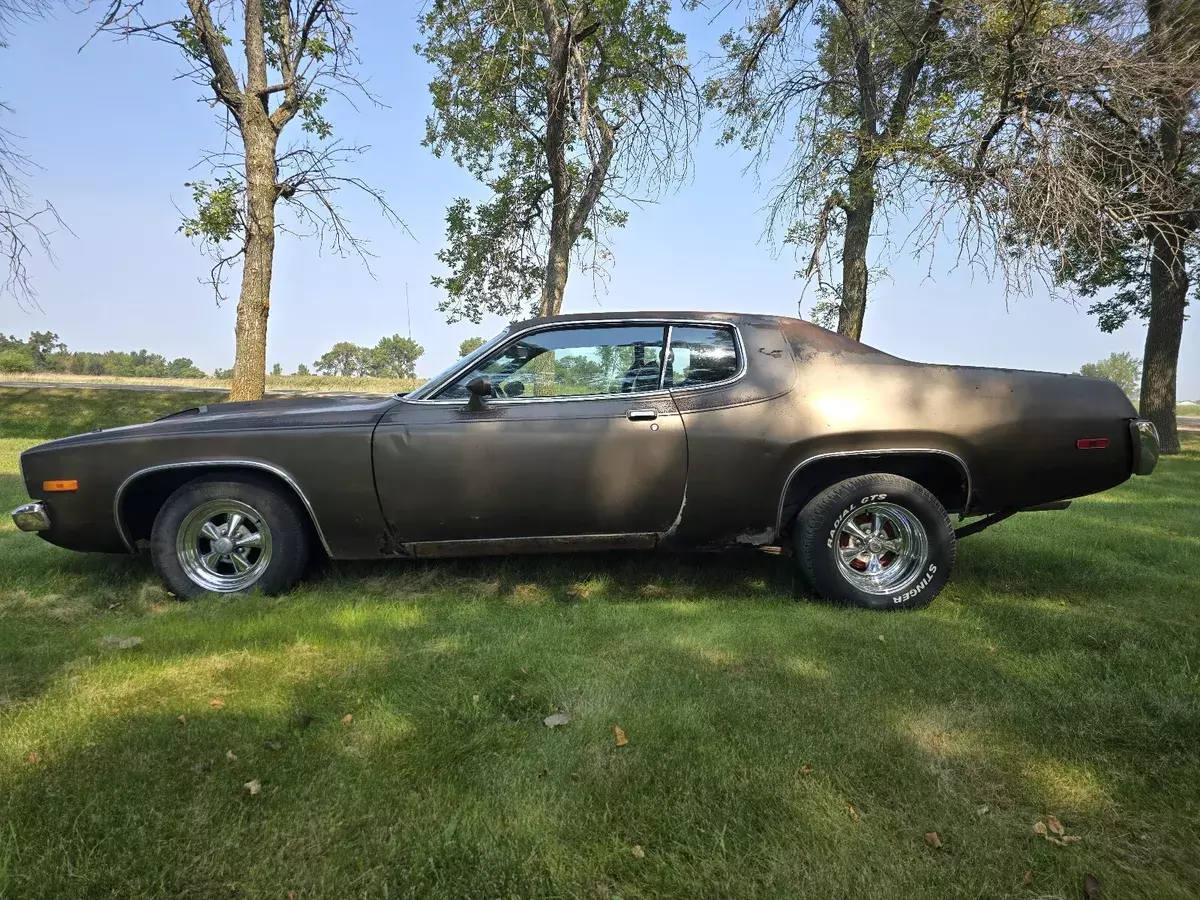 1974 plymouth road runner black gtx
