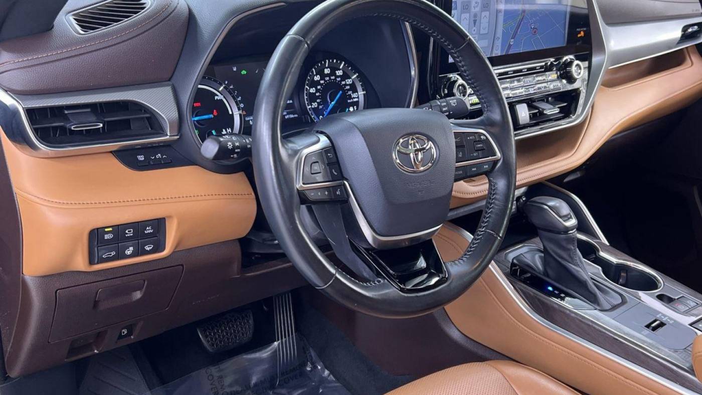 2021 toyota highlander hybrid platinum