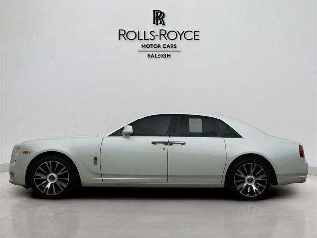 2019 rolls-royce ghost sedan