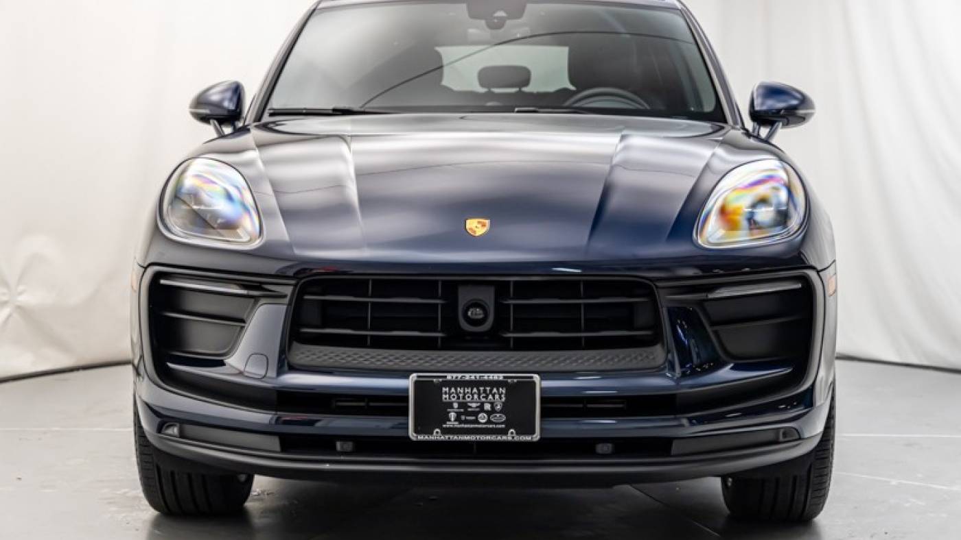 2023 porsche macan standard