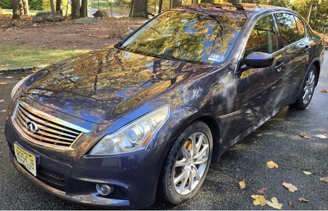2011 infiniti g37 x