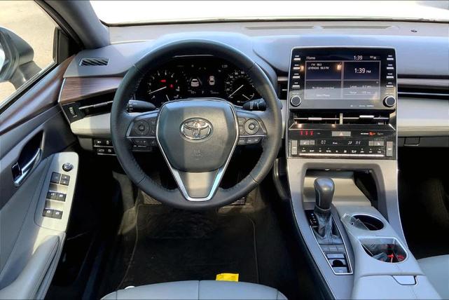 2021 toyota avalon xle